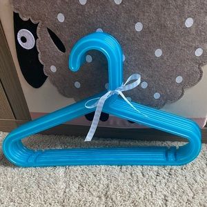 Children’s coat hangers